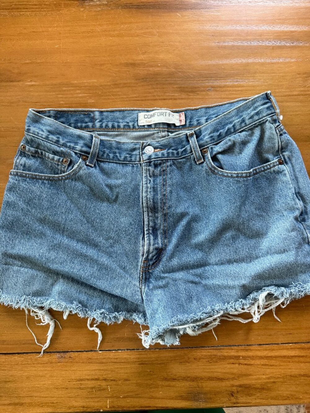 Levi's 560 Comfort Fit Distressed Denim Cutoff Shorts W36